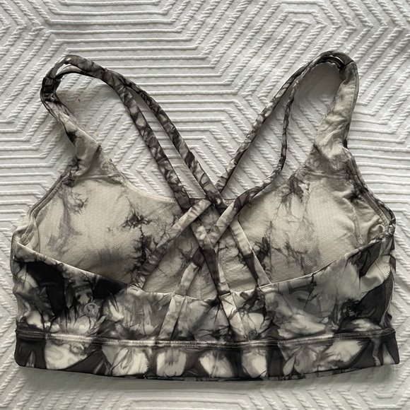 Lululemon Energy Bra - Size 8 - Picture 2 of 4